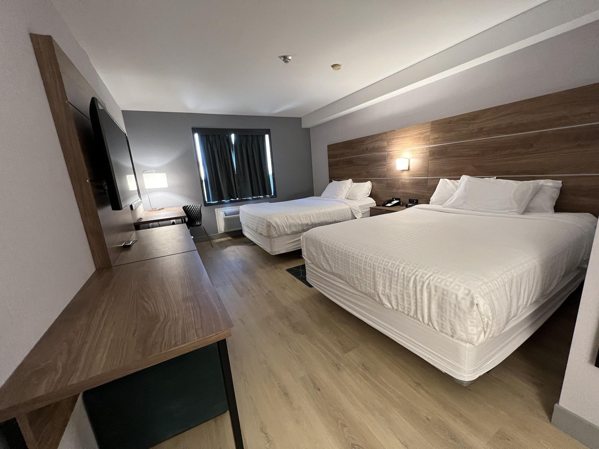 Super 8 By Wyndham Cornwall On Buitenkant foto