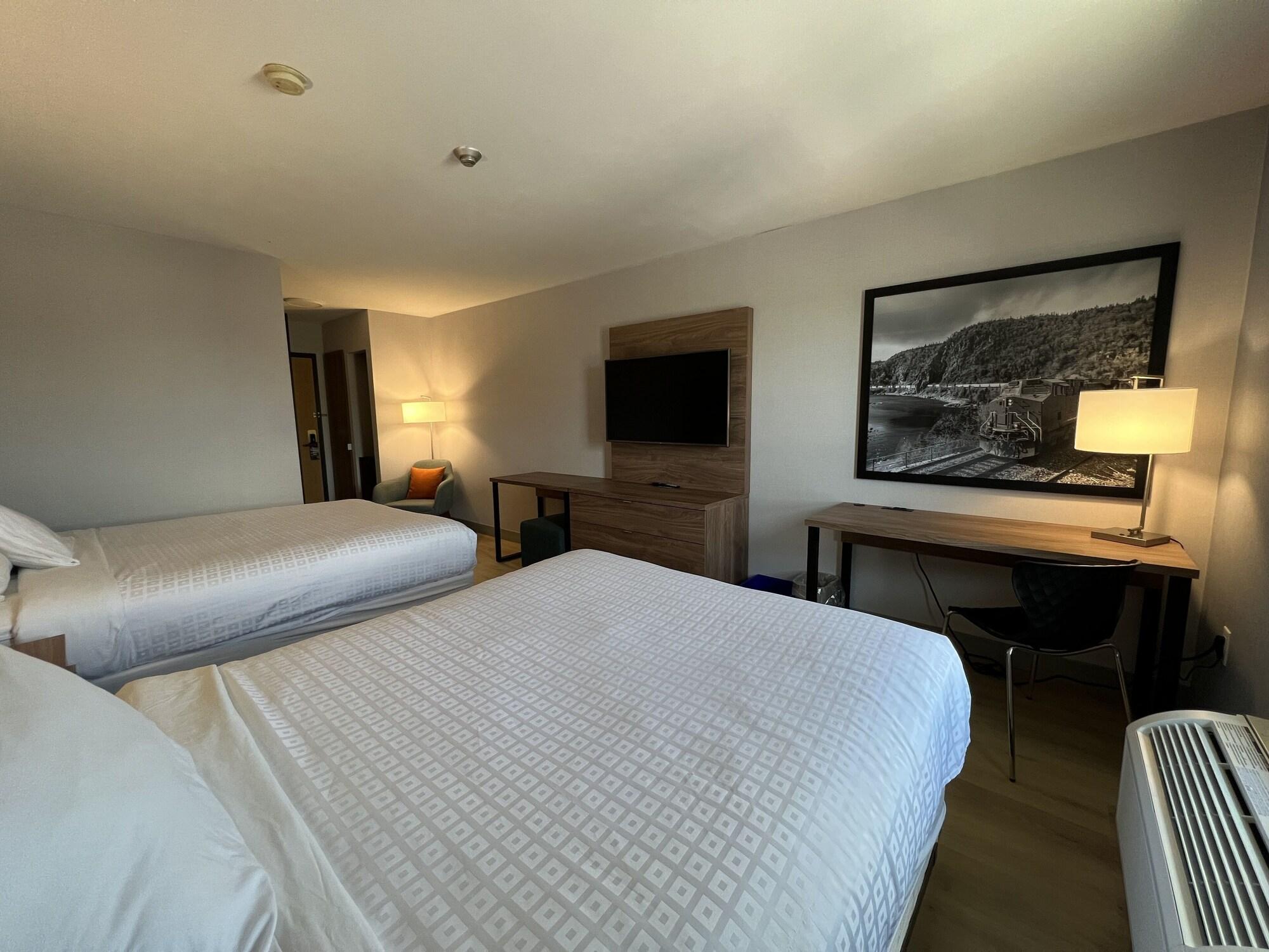 Super 8 By Wyndham Cornwall On Buitenkant foto